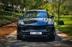 Porsche Macan 2024 black